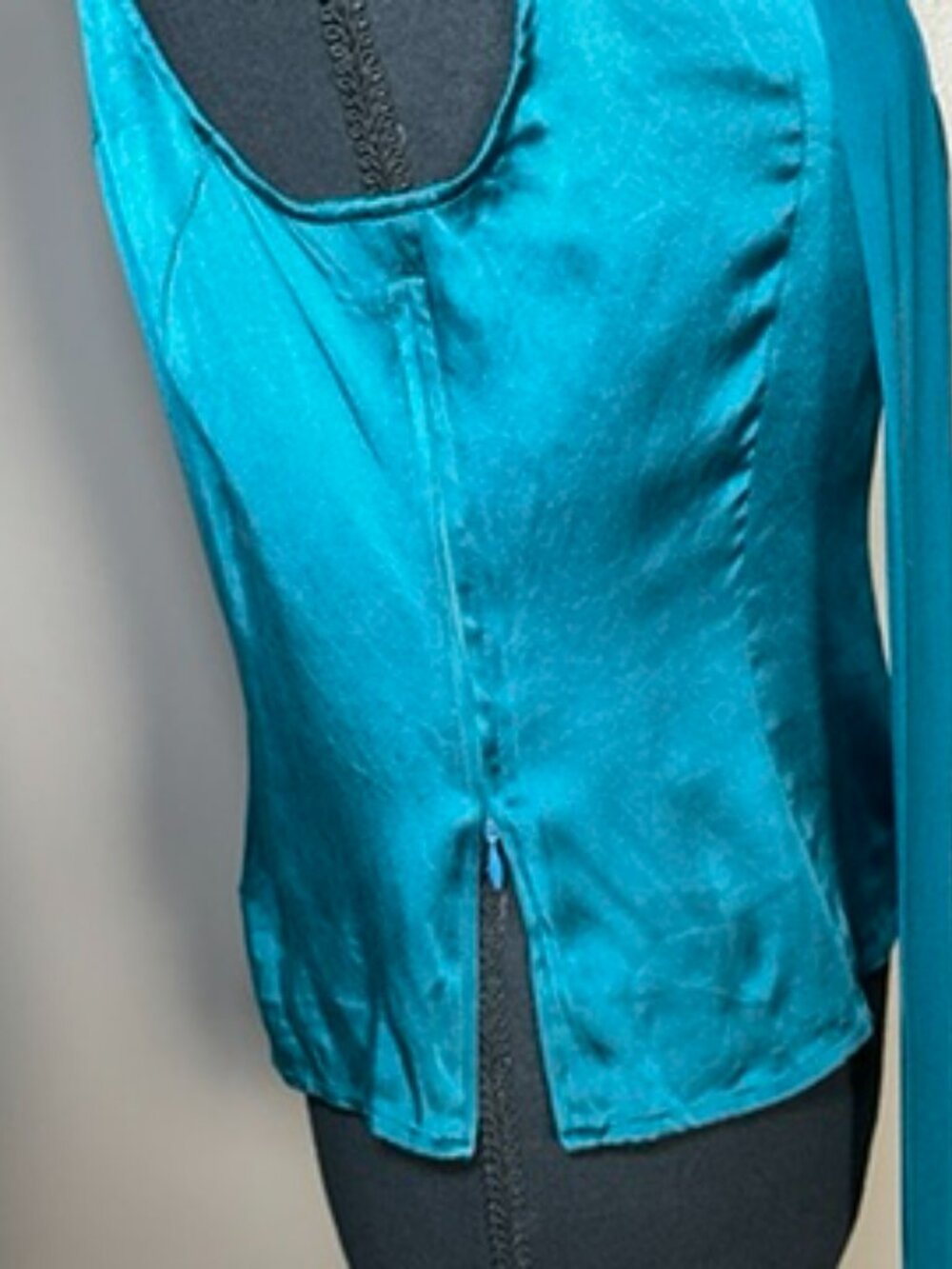 JON Vintage 100% Silk Teal Blouse, Size 4 - Picture 7 of 9